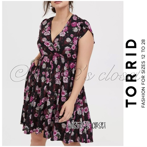 Torrid x Disney Sleeping Beauty Black Floral Mini Skater Dress 2X 18 20 - Picture 1 of 16